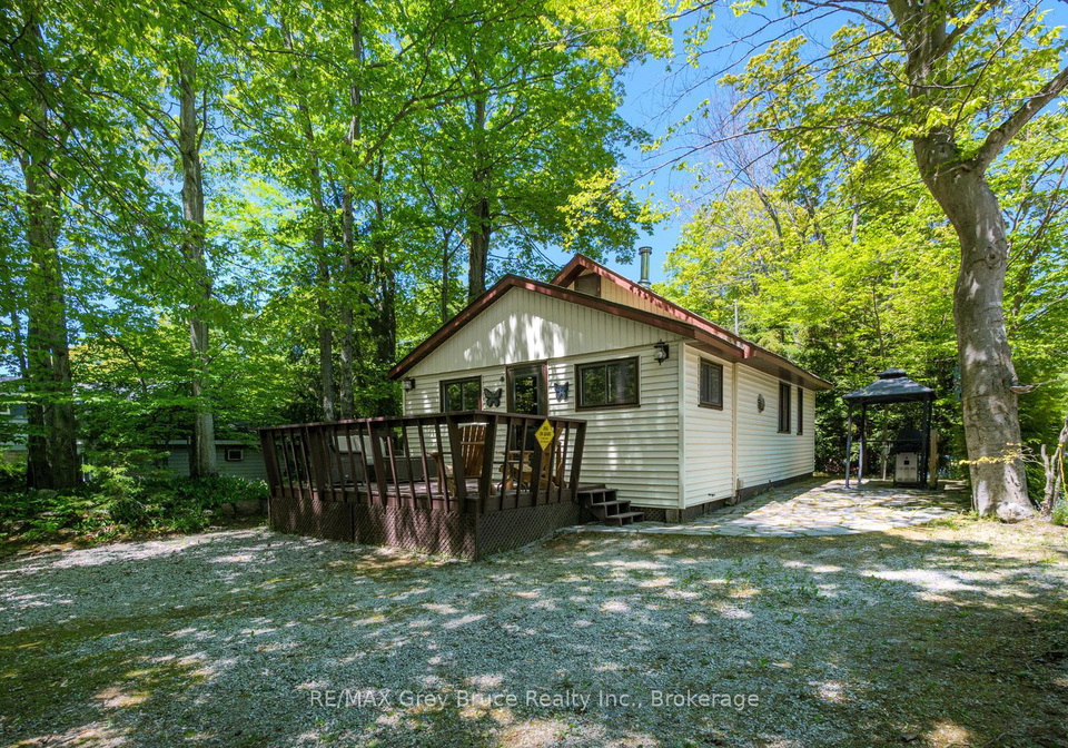 112-symon-avenue-south-bruce-peninsula-ontario-x13660542