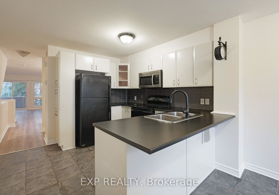 201-paseo-private-ottawa-ontario-x13660634