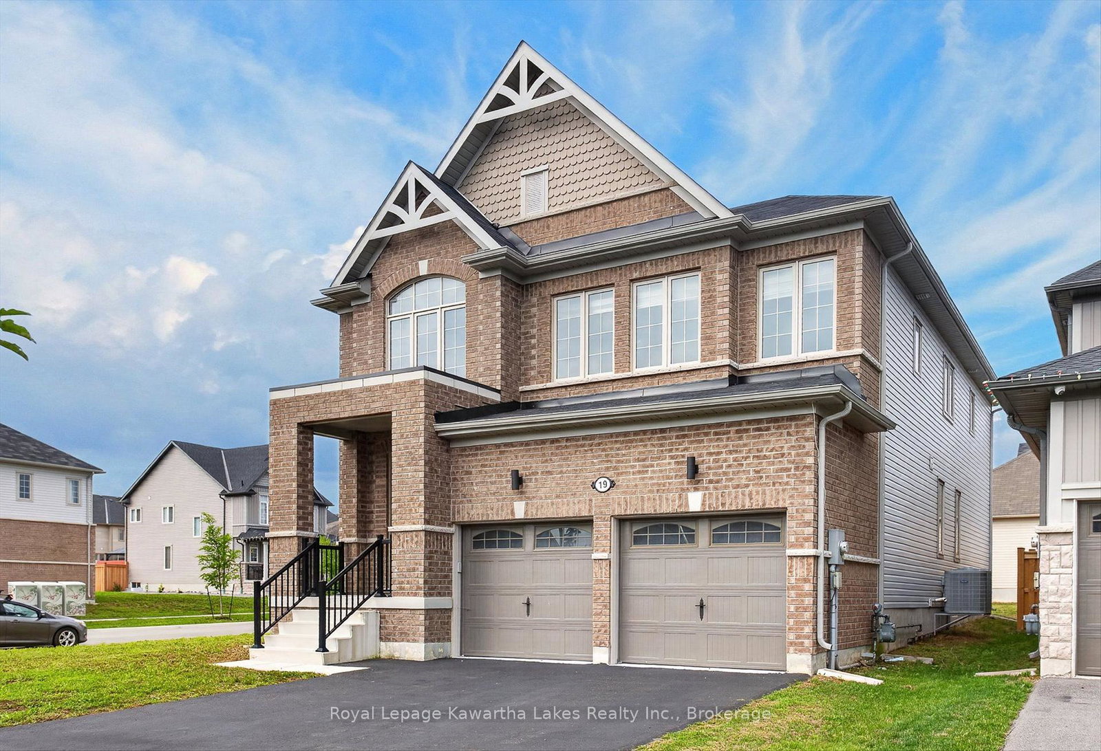 19-hennessey-crescent-kawartha-lakes-ontario-x13660766