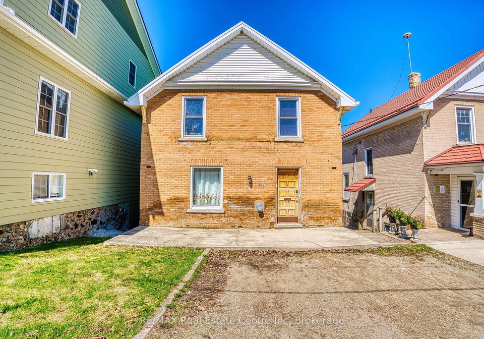 34-wellington-street-mapleton-ontario-x13660800