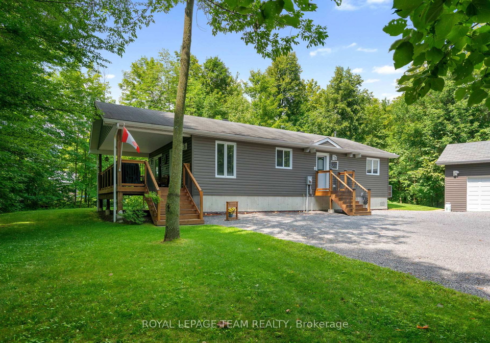 15065-concession-3-4-road-north-stormont-ontario-x13660830