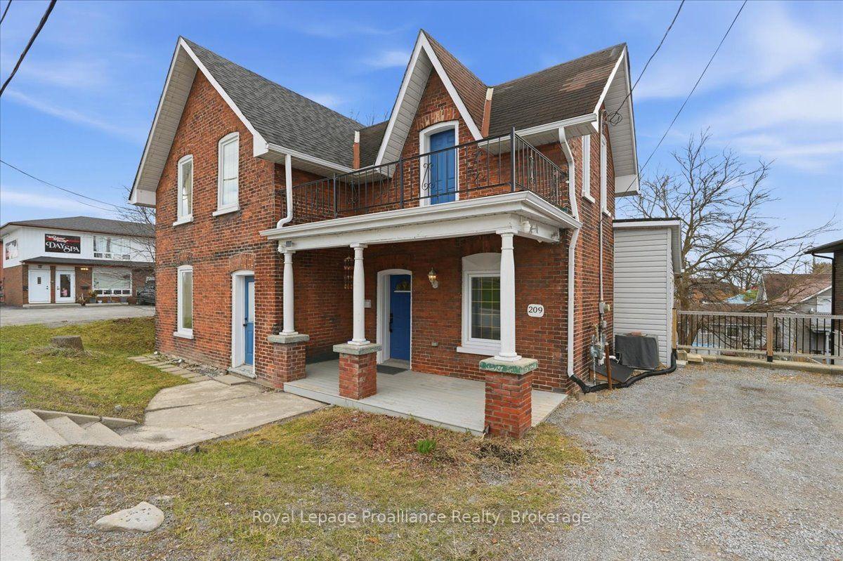 209-dundas-street-e-quinte-west-ontario-x13660832