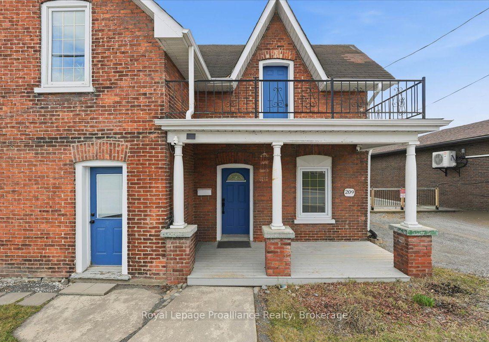 209-dundas-street-e-quinte-west-ontario-x13660832