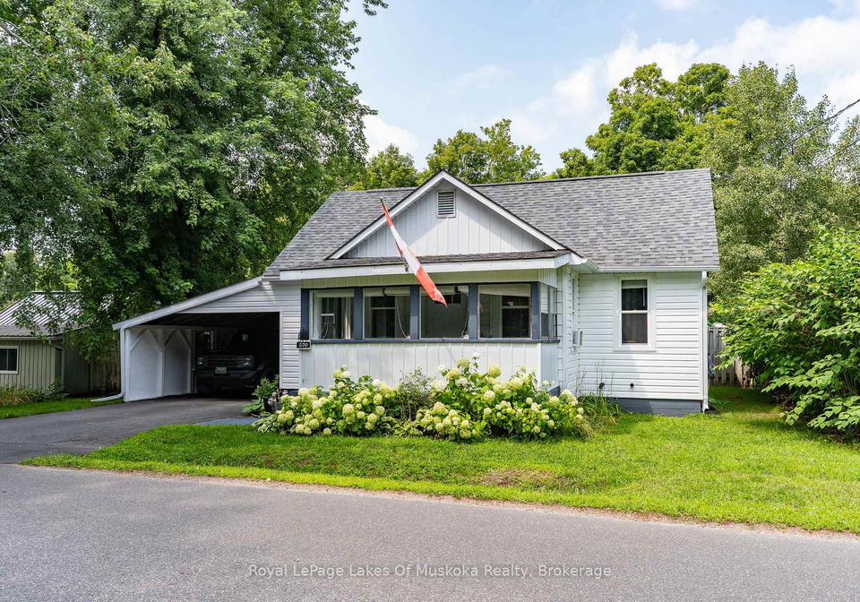 570-pinedale-road-gravenhurst-ontario-x13661040