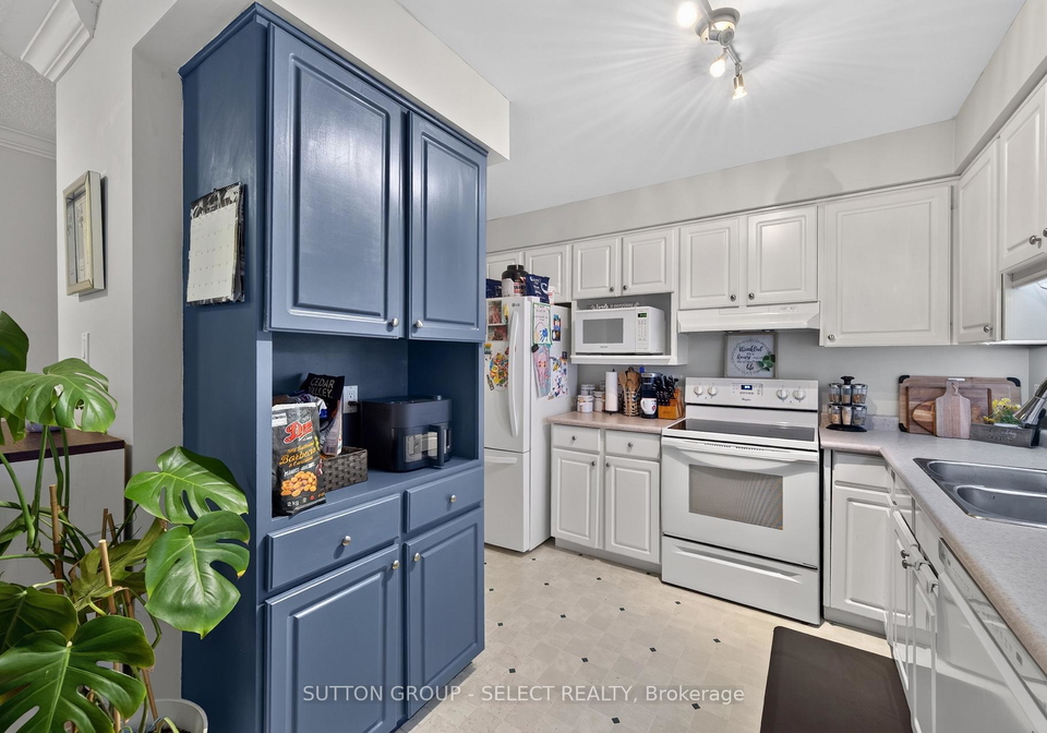 410-ambleside-drive-london-north-ontario-x13661046