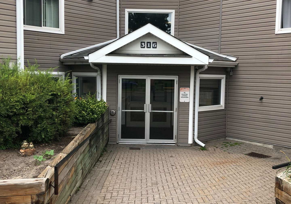 316-lorry-greenberg-drive-ottawa-ontario-x13661122