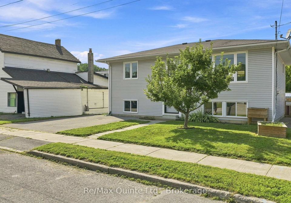 54-bentinck-street-quinte-west-ontario-x13661238