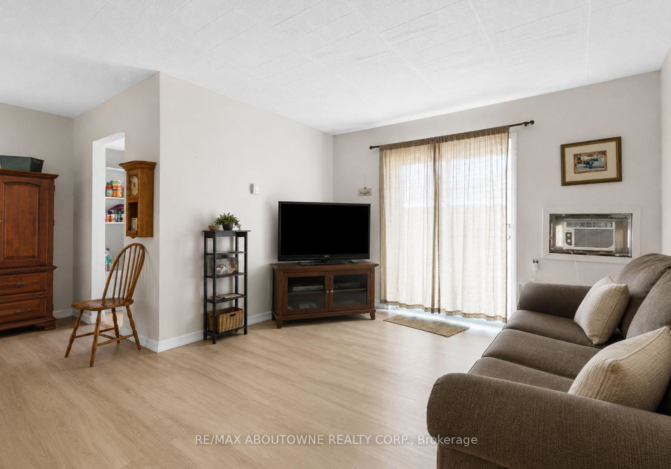 73-taylor-avenue-chatham-kent-ontario-x13661296