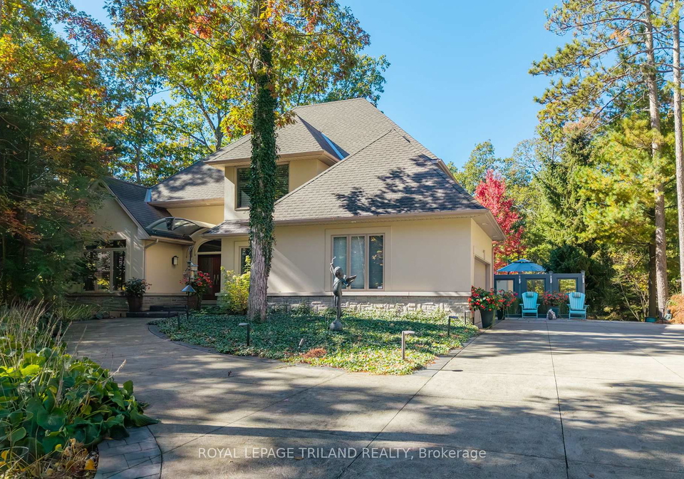 10016-the-trail-lambton-shores-ontario-x13661364