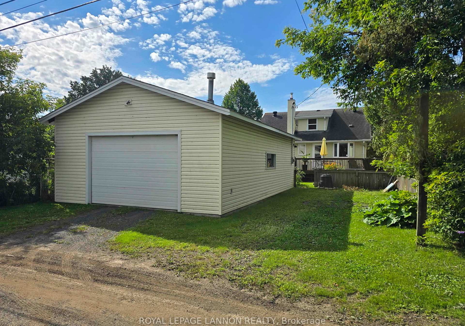 531-empire-ave-thunder-bay-ontario-x13661436