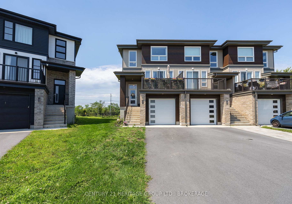 141-superior-drive-loyalist-ontario-x13661468