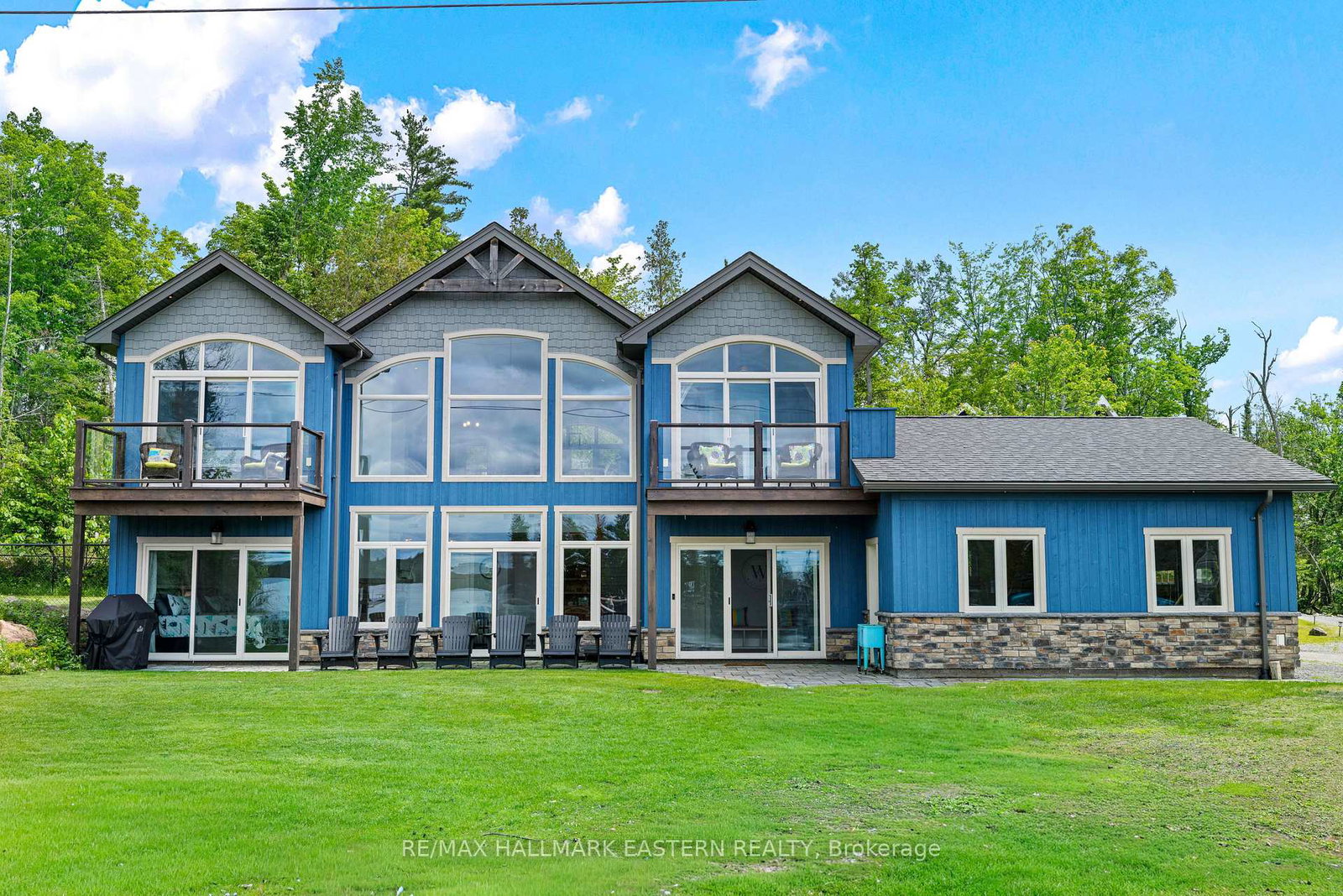 662-fire-route-42-north-kawartha-ontario-x13661572