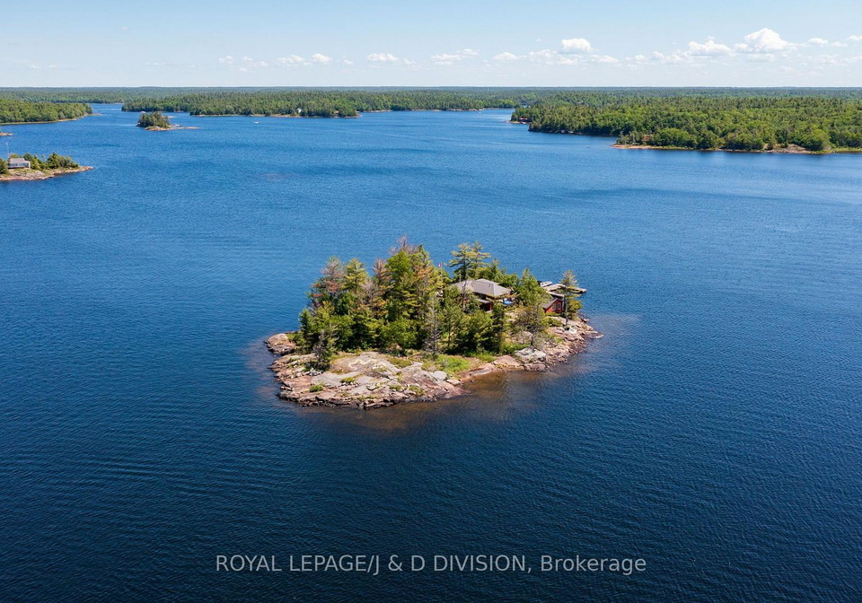 1-b254-emerald-island-the-archipelago-ontario-x13661662