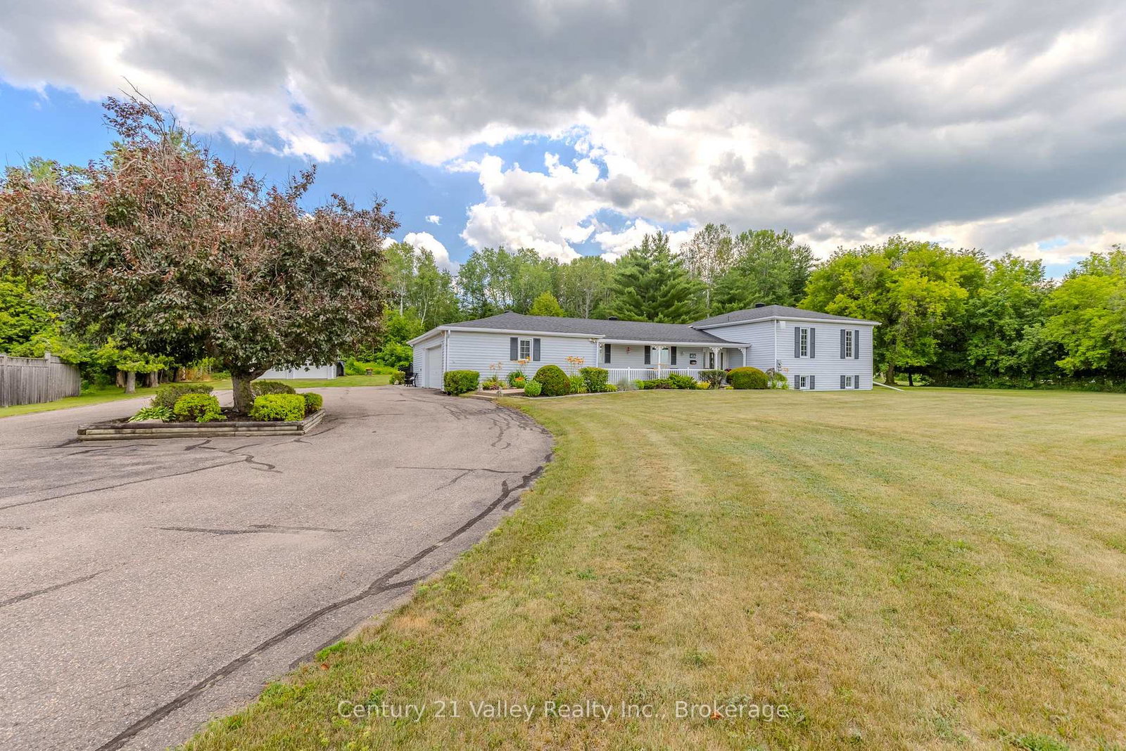 406-water-street-bonnechere-valley-ontario-x13661756