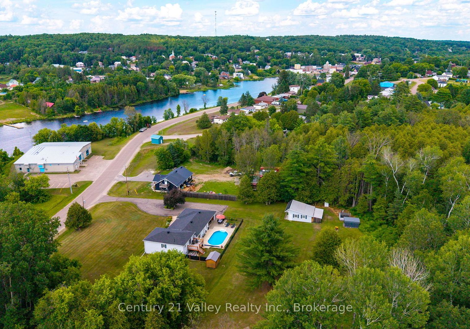 406-water-street-bonnechere-valley-ontario-x13661756
