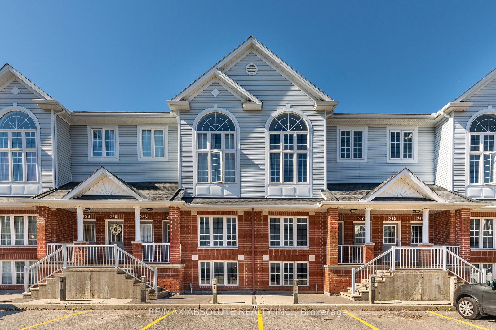 246-gershwin-private-ottawa-ontario-x13661804