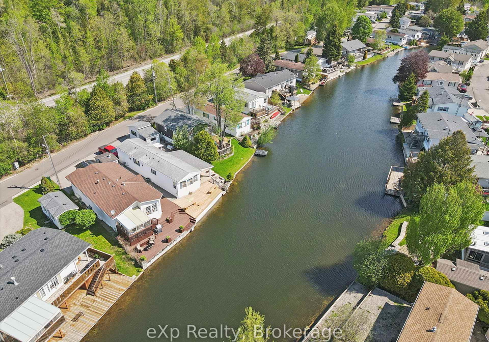 18-jasper-heights-private-puslinch-ontario-x13661860