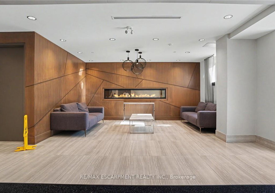 16-markle-crescent-hamilton-ontario-x13661900