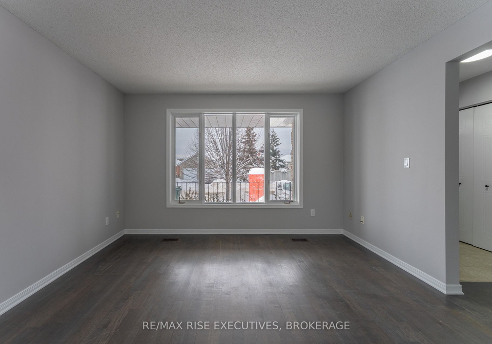 312-waterloo-drive-kingston-ontario-x13662048
