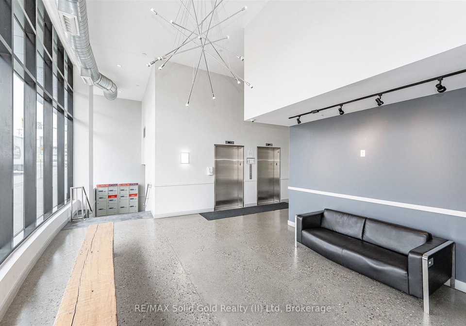 1-victoria-street-s-kitchener-ontario-x13662176