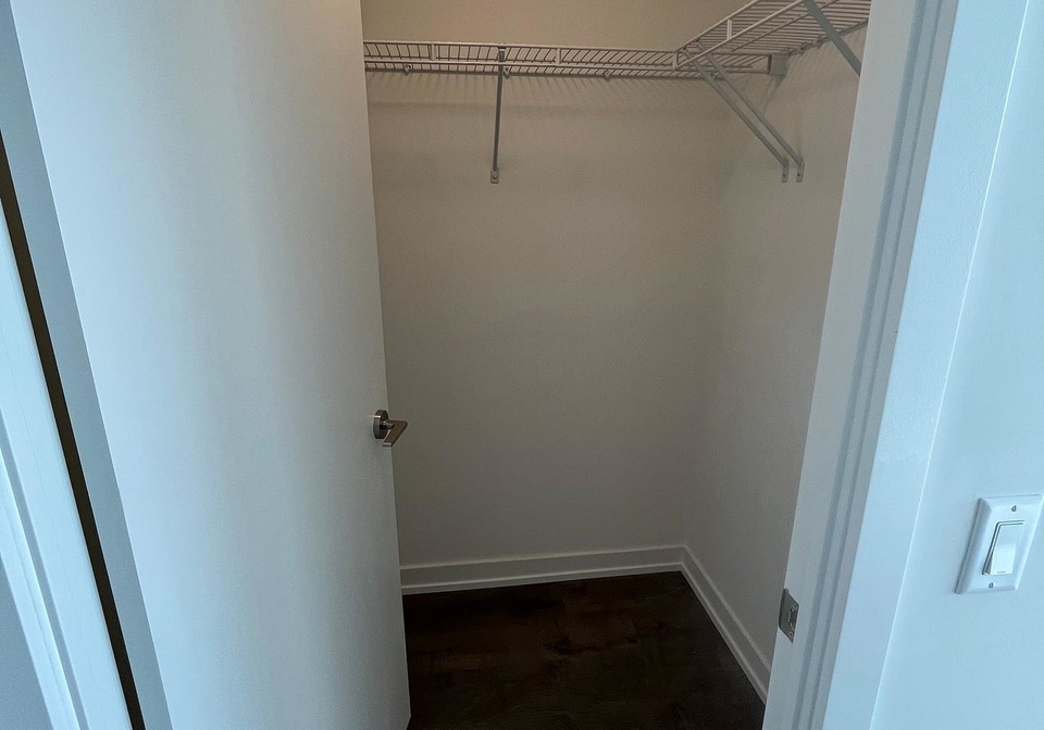 55-duke-street-w-kitchener-ontario-x13662296