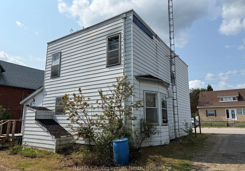 2517-hwy-518-highway-w-mcmurrichmonteith-ontario-x13662566