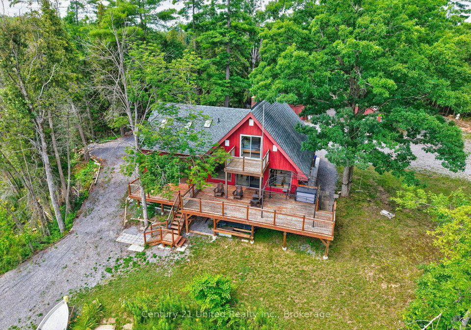 38-fire-route-37-north-kawartha-ontario-x13662580