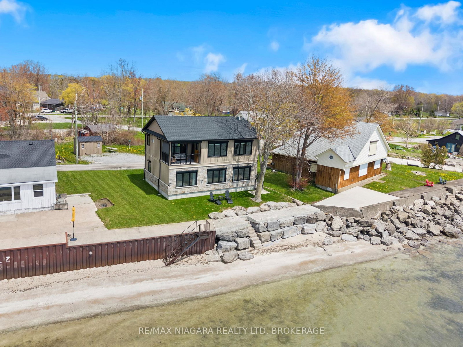 11605-beach-road-w-wainfleet-ontario-x13662634