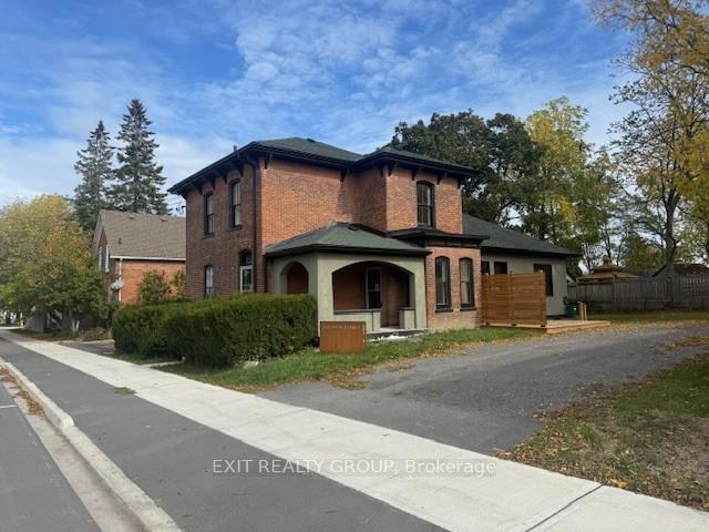 368-picton-main-street-prince-edward-county-ontario-x13662718