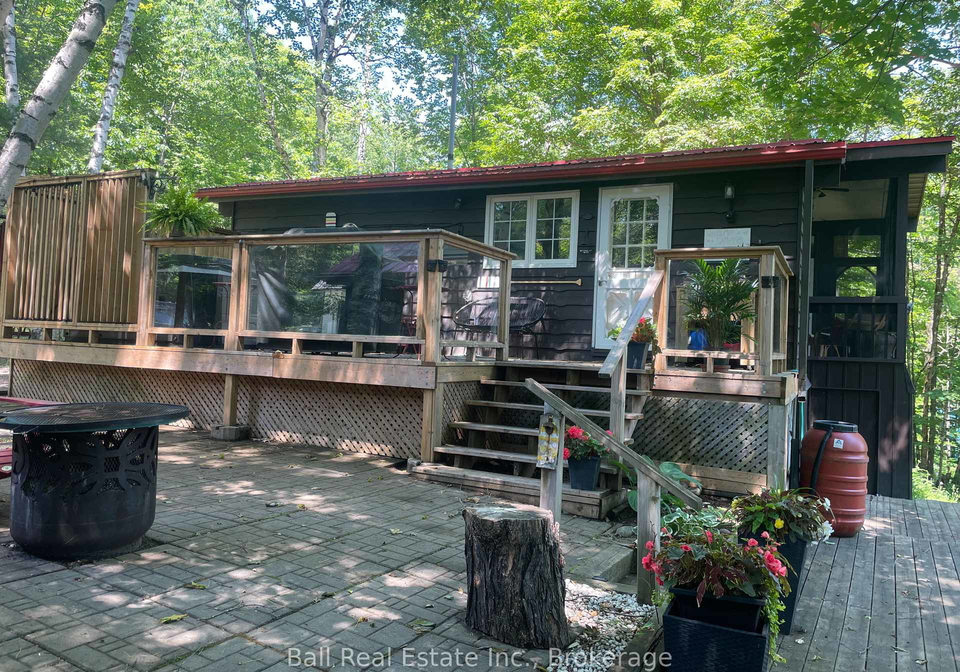1046-edith-crescent-highlands-east-ontario-x13662798