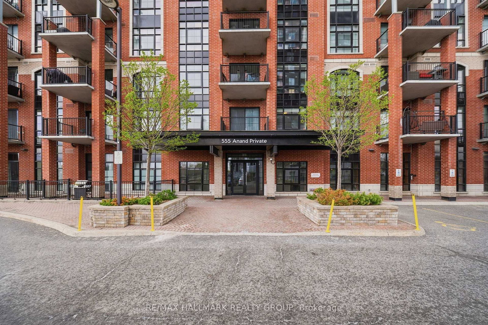 555-anand-private-ottawa-ontario-x13663080