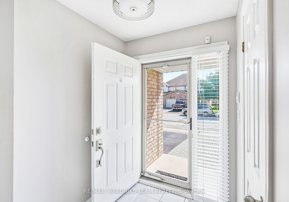 19-mcbride-drive-st-catharines-ontario-x13663130