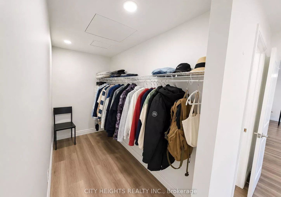 1banwell-road-windsor-ontario-x13663190