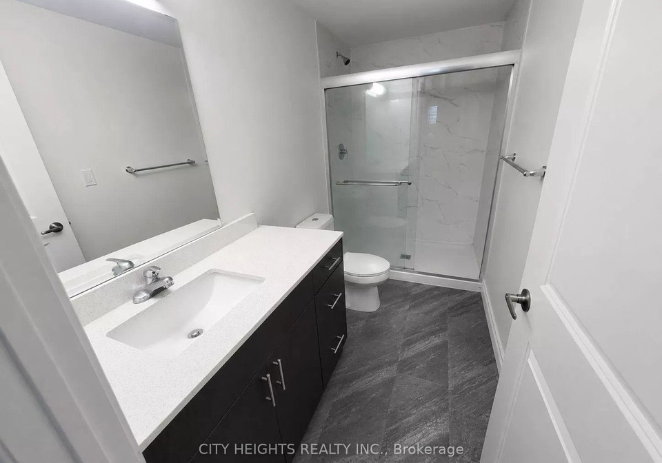 1banwell-road-windsor-ontario-x13663190