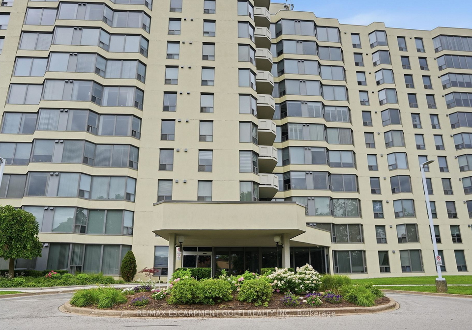 81-scott-street-st-catharines-ontario-x13663268