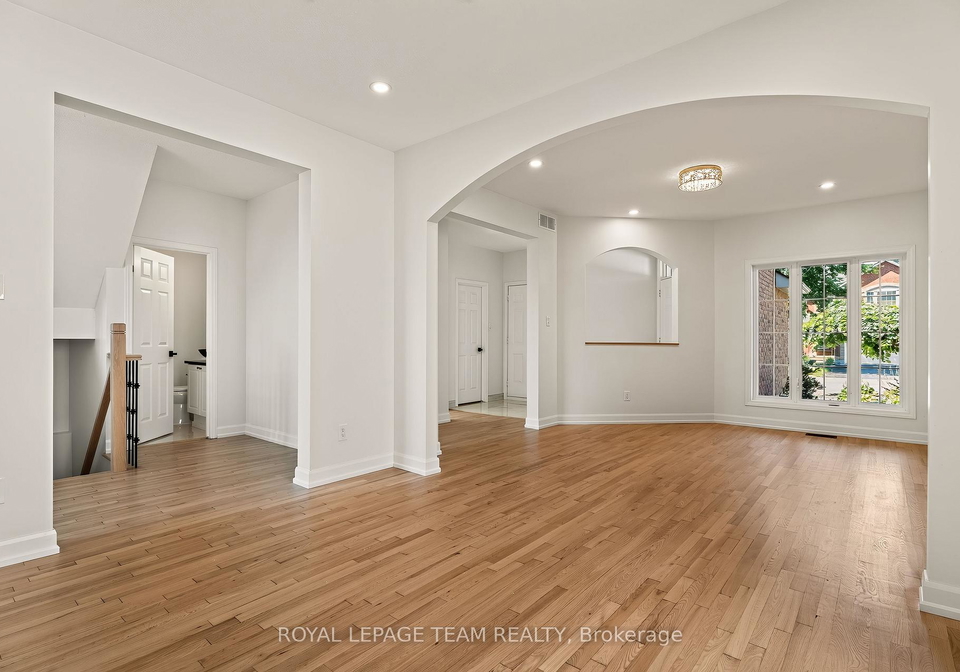 28-borealis-crescent-ottawa-ontario-x13663282