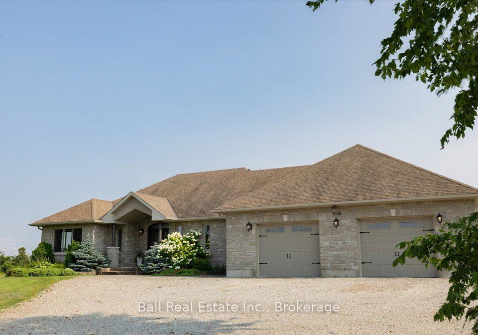 1035-listowel-line-selwyn-ontario-x13663354