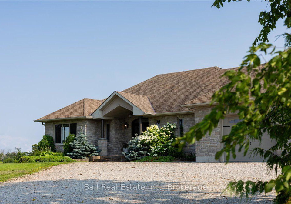 1035-listowel-line-selwyn-ontario-x13663354