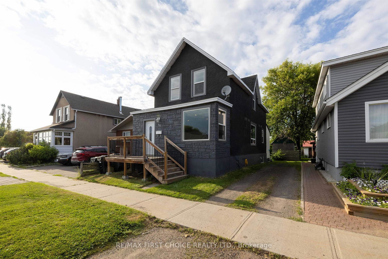 513-christina-street-e-thunder-bay-ontario-x13663534