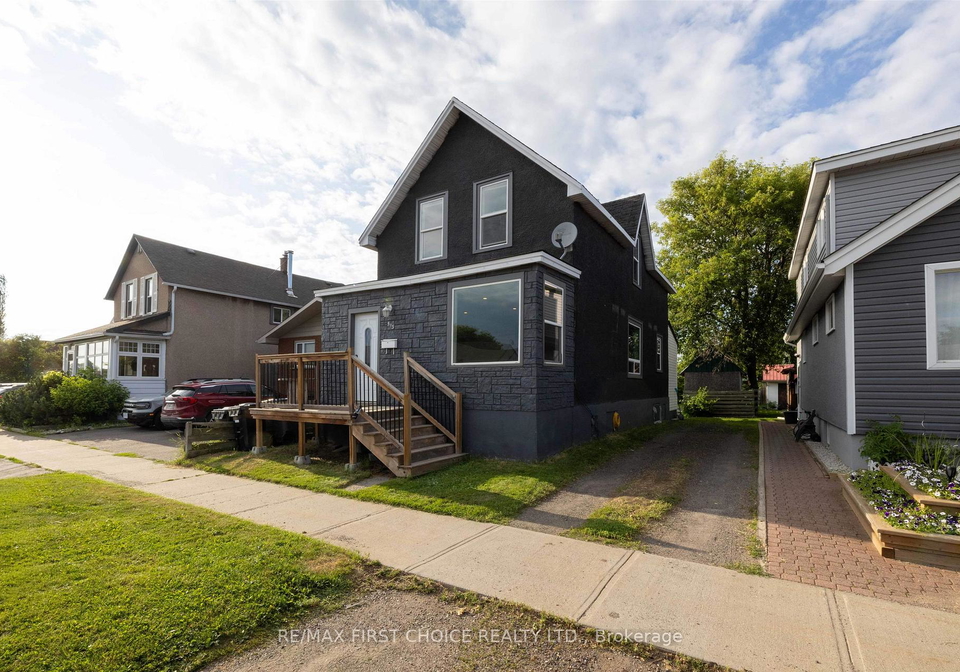 513-christina-street-e-thunder-bay-ontario-x13663534
