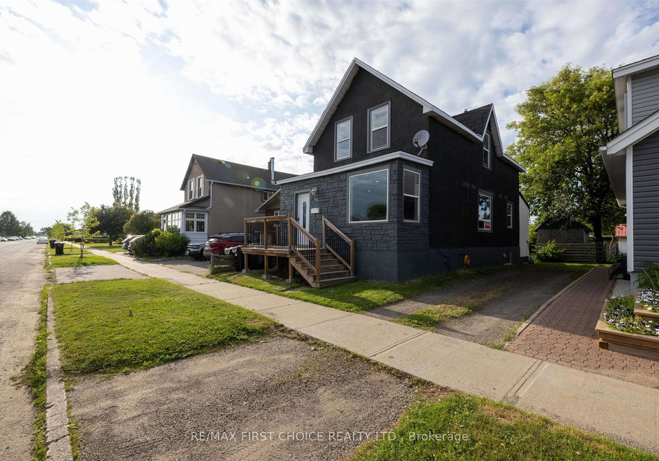513-christina-street-e-thunder-bay-ontario-x13663534
