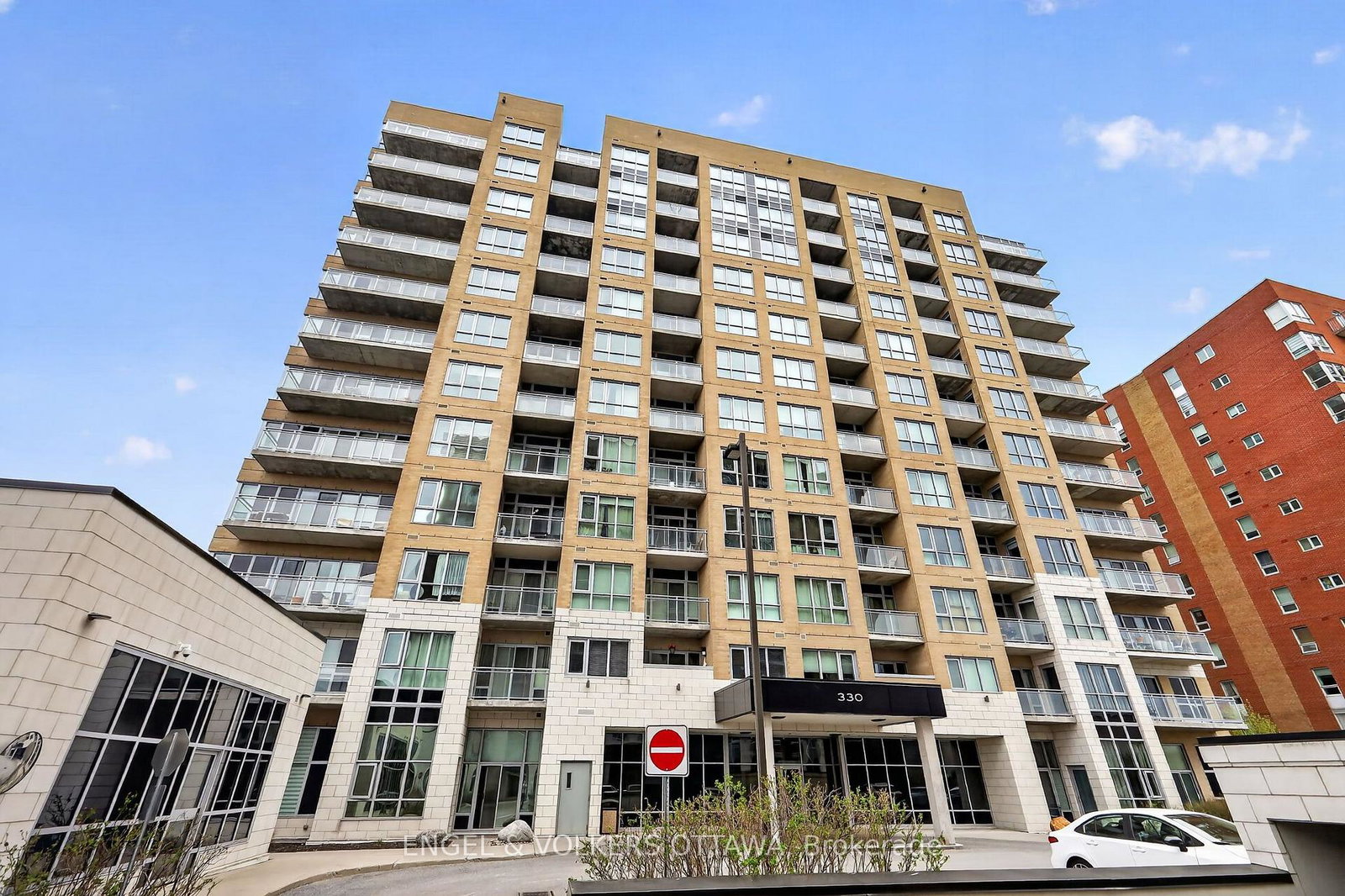 330-titan-private-ottawa-ontario-x13663596