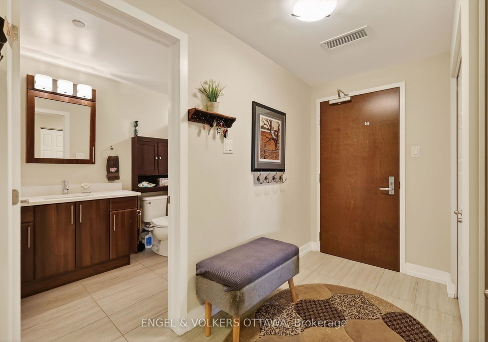 330-titan-private-ottawa-ontario-x13663596