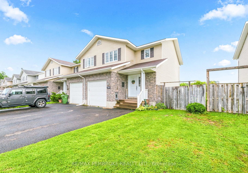 3003-sandstone-crescent-petawawa-ontario-x13663810
