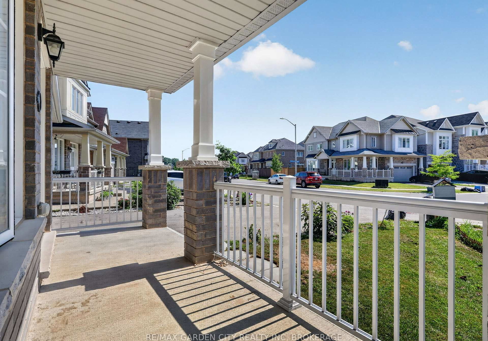 7568-tupelo-crescent-niagara-falls-ontario-x13663818