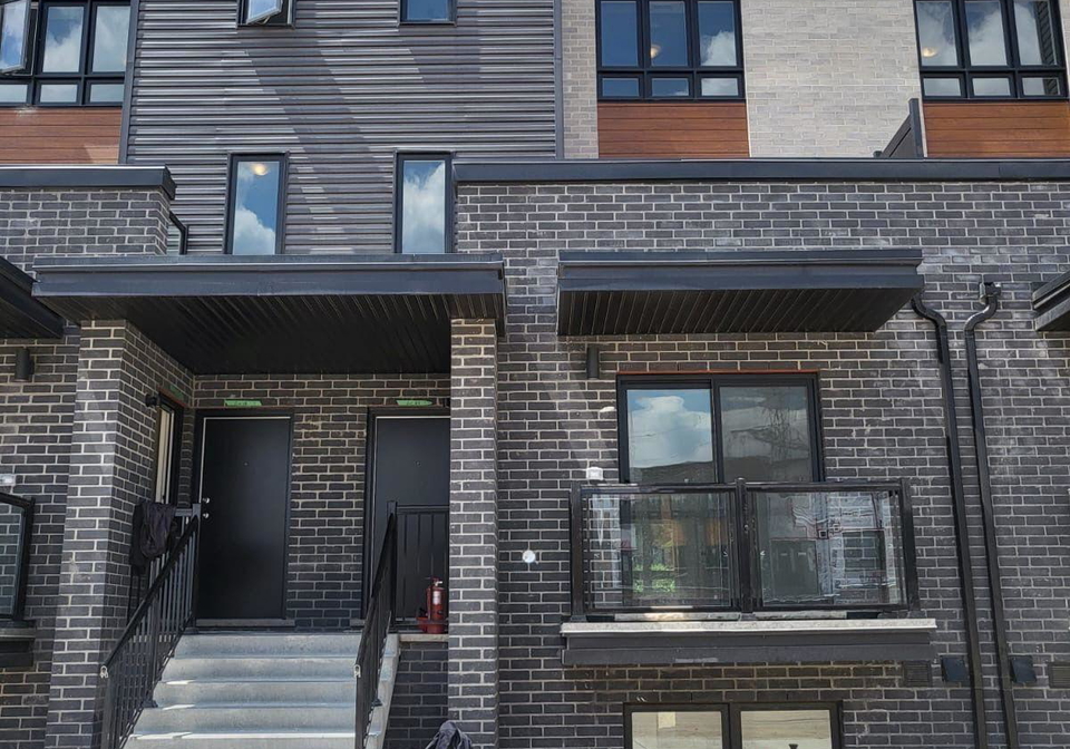 235-chapel-hill-drive-kitchener-ontario-x13664148