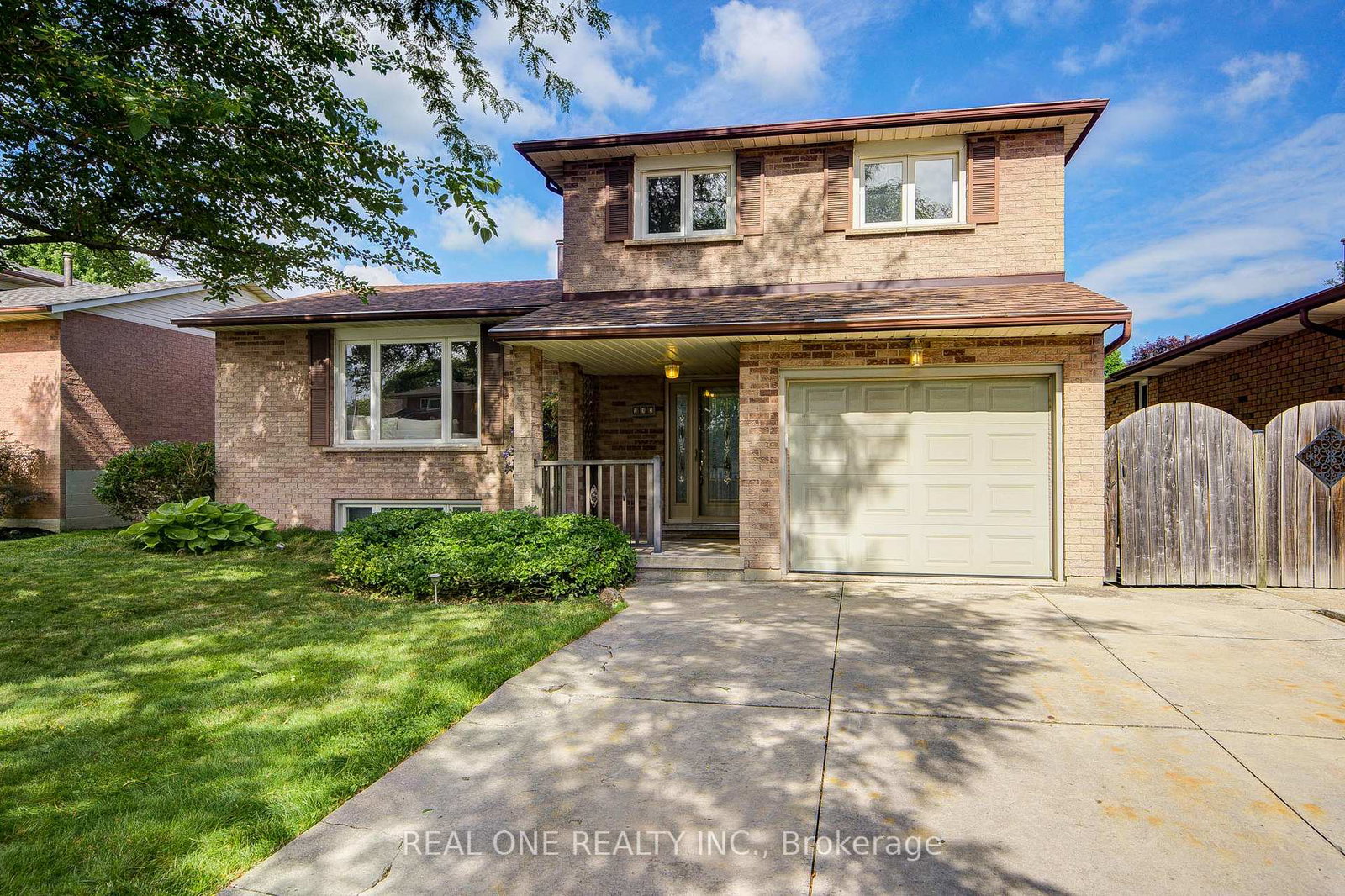 232-clifton-downs-road-hamilton-ontario-x13664200