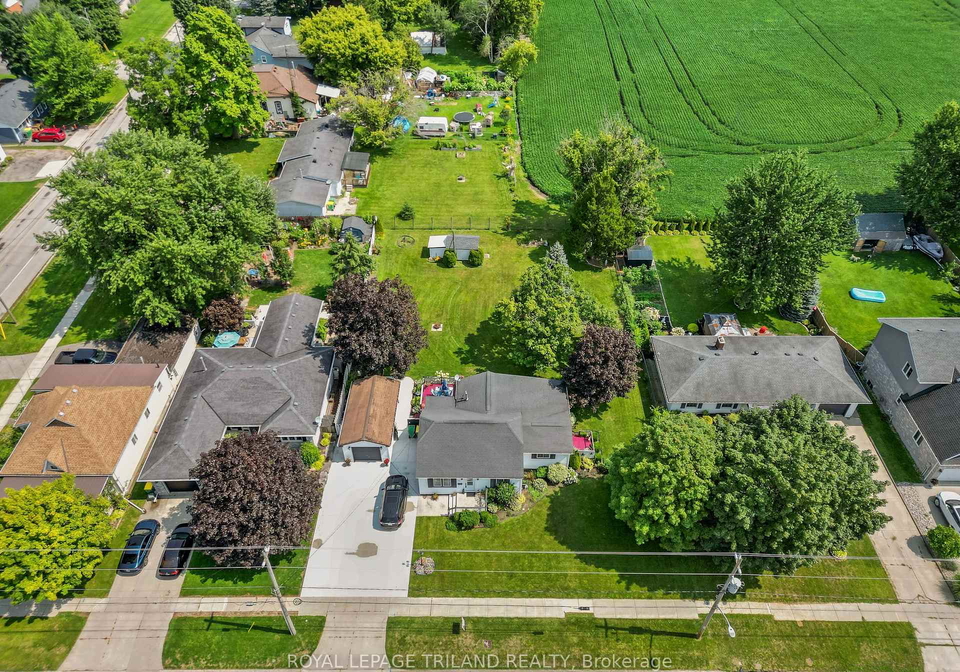 165-victoria-street-southwest-middlesex-ontario-x13664318