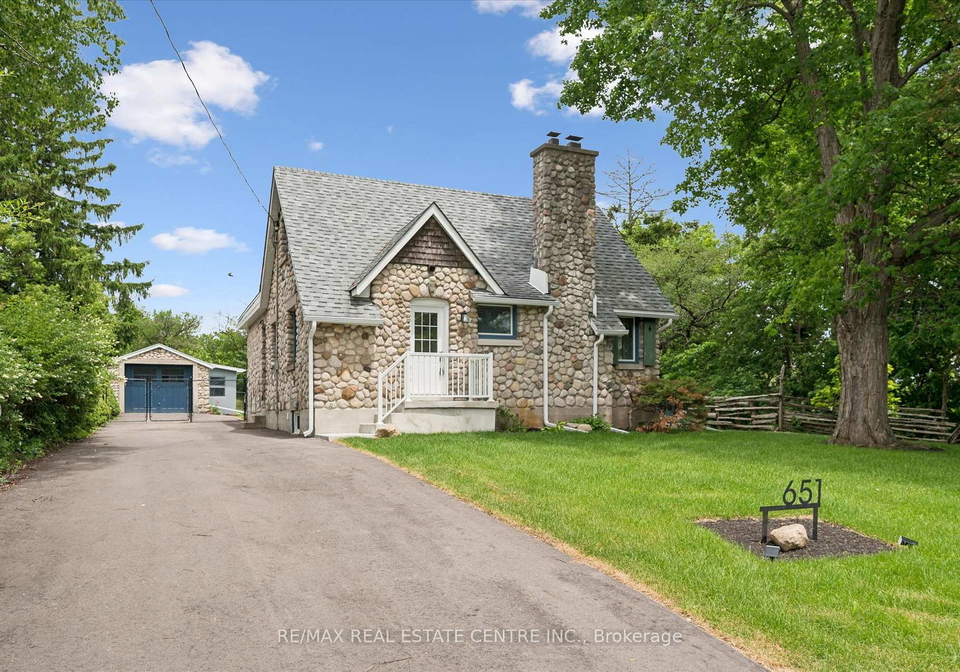 651-dundas-street-s-cambridge-ontario-x13664414