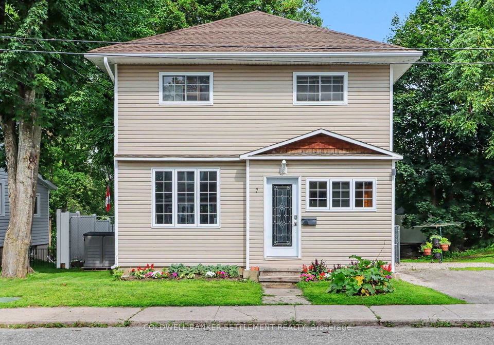 7-alvin-street-perth-ontario-x13664662